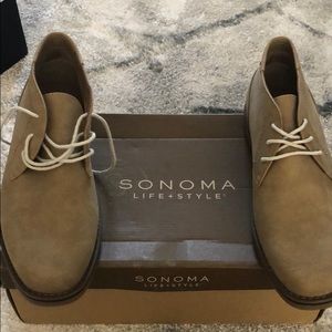 Authentic Sonoma Boots 😍